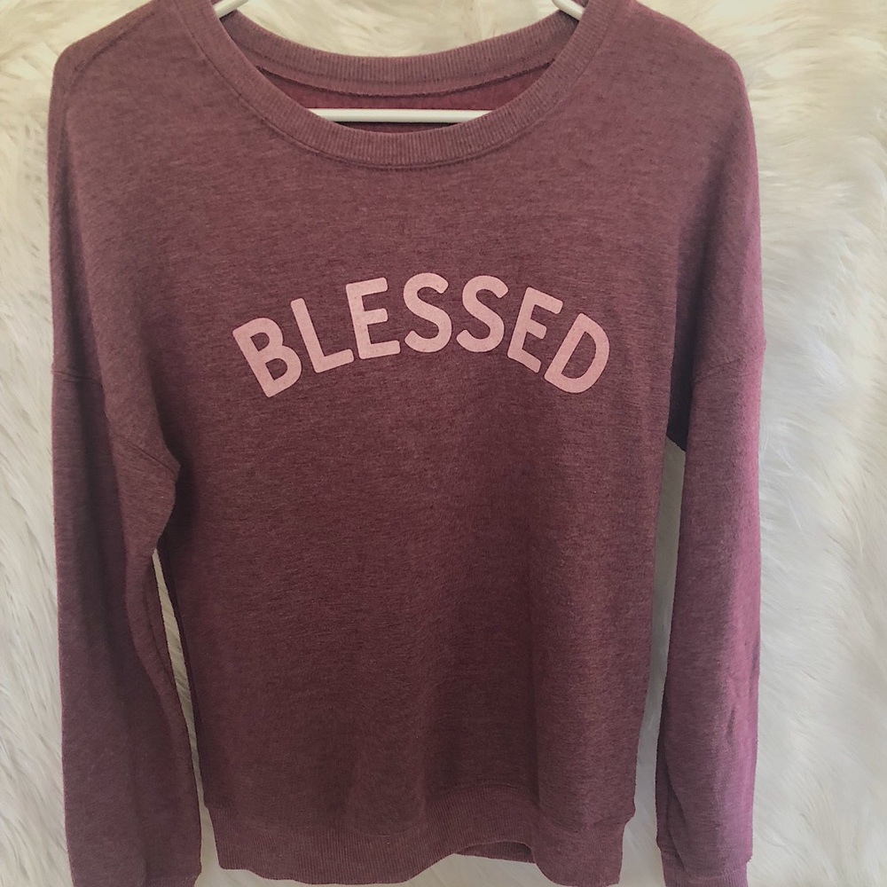 BRAND NEW !1!1 MAROON COLORED SWEATER FROM KOHLS
